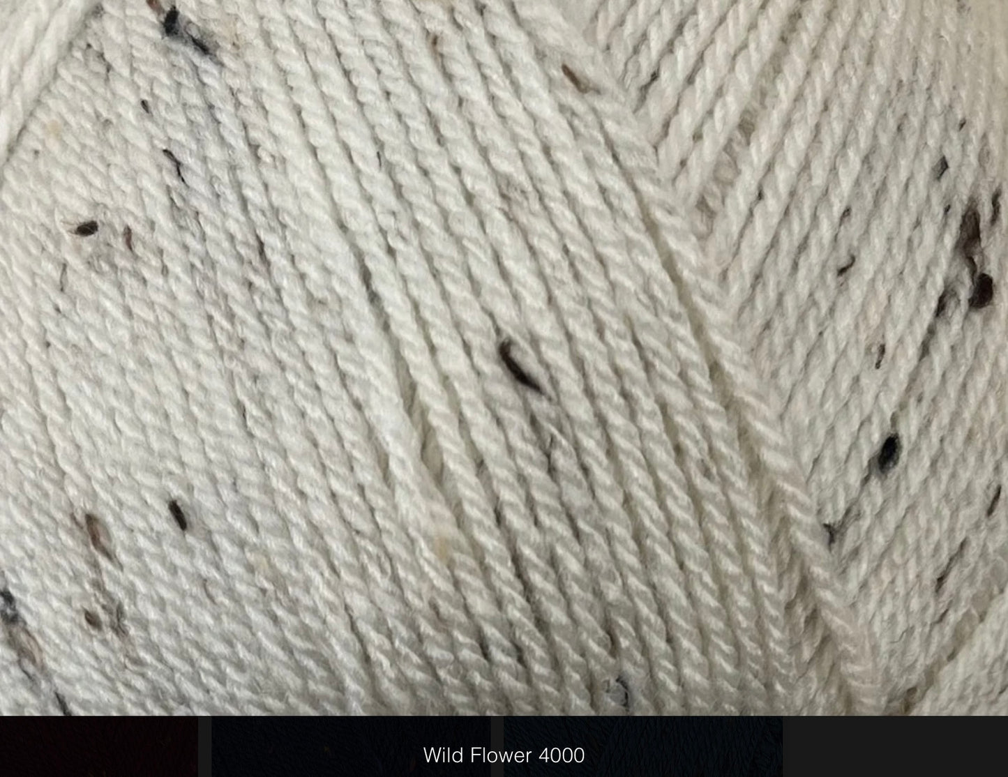 Woolly Aran 400g Cygnet (80% Acrylic / 15% Wool / 5% Viscose)
