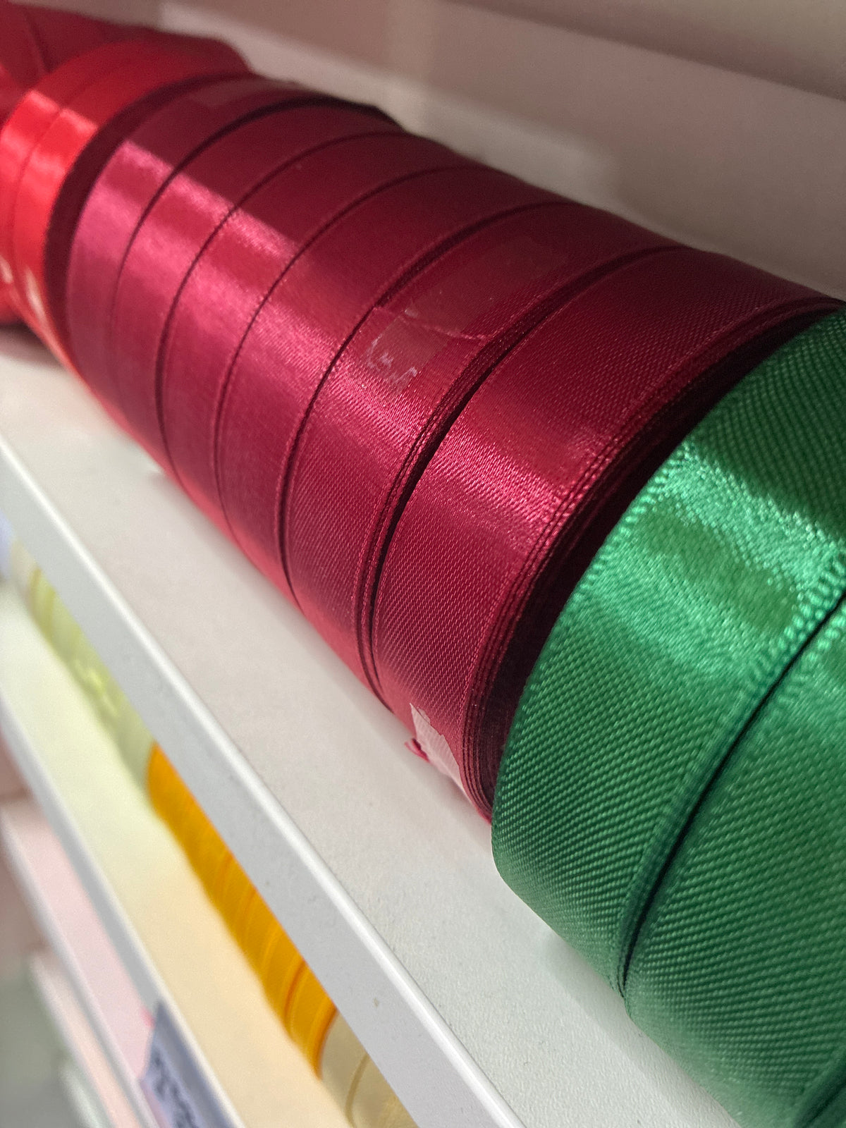 RIBBON ROLL 20yds approx 1 inch width