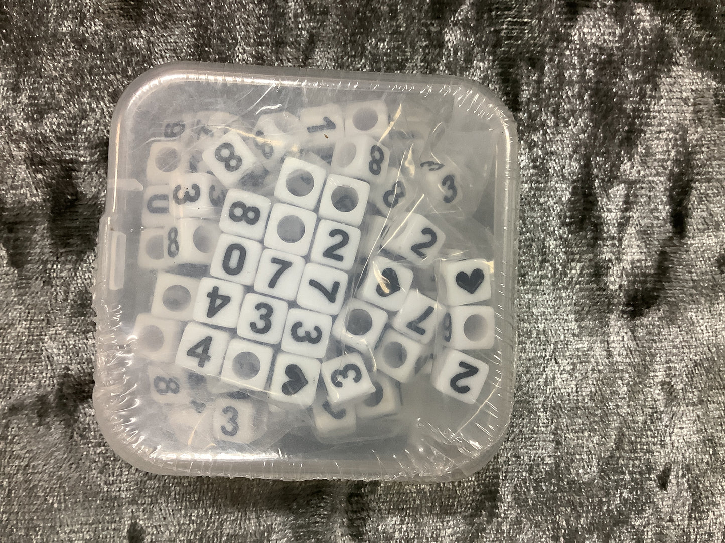 Beads set/kit/box/pouch/bag