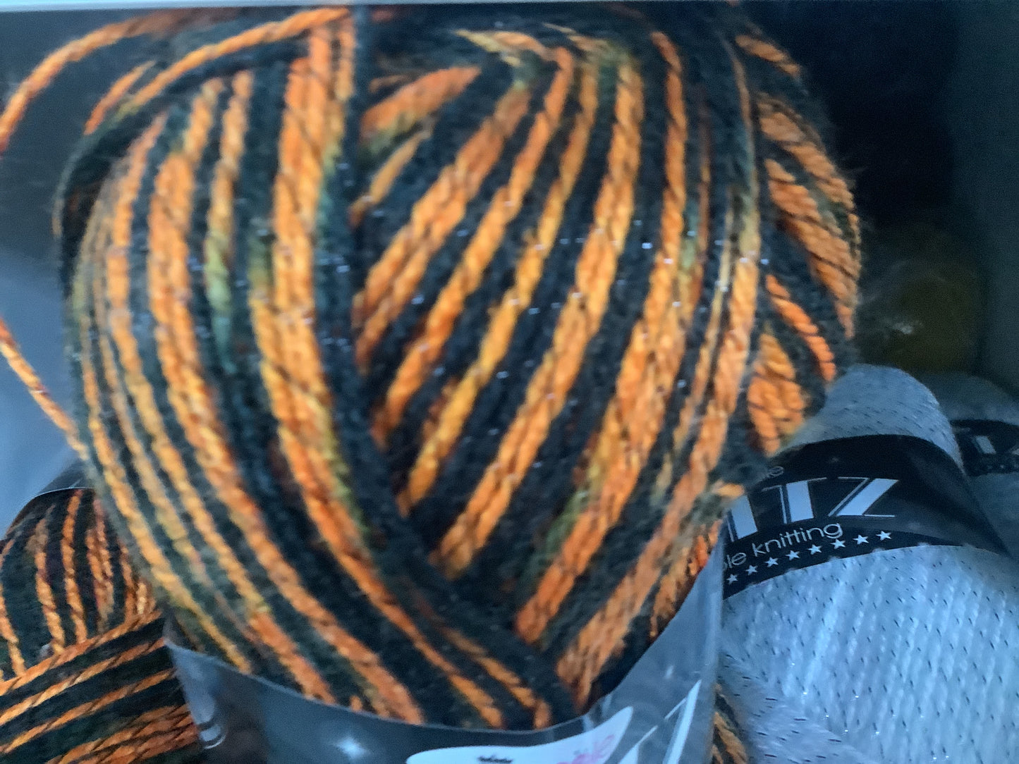 Glitz DK King Cole (100g)