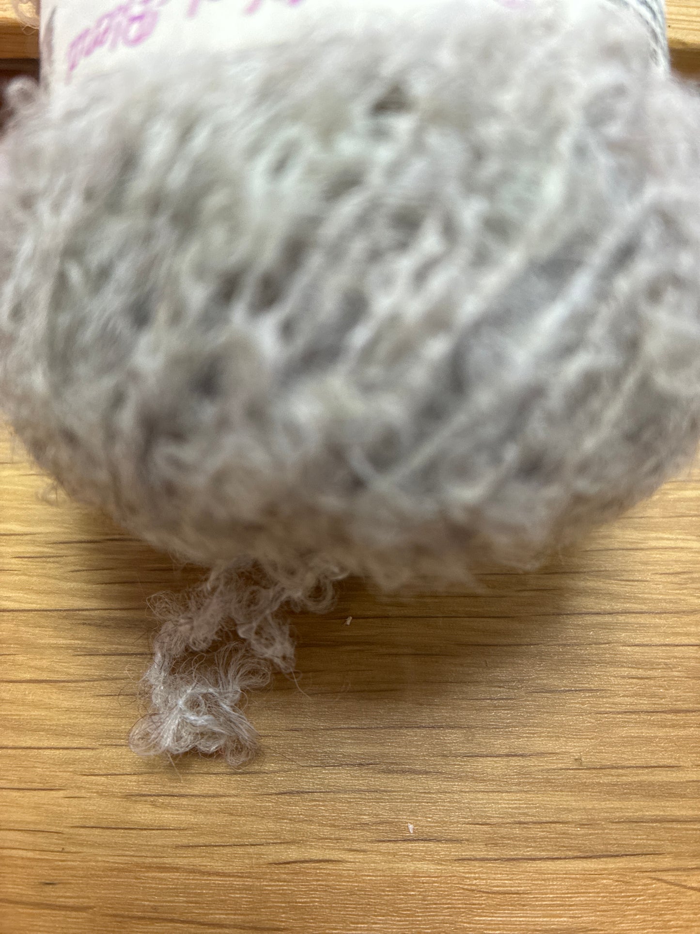 Boucle Wool Blend-Loopy Yarn 30g