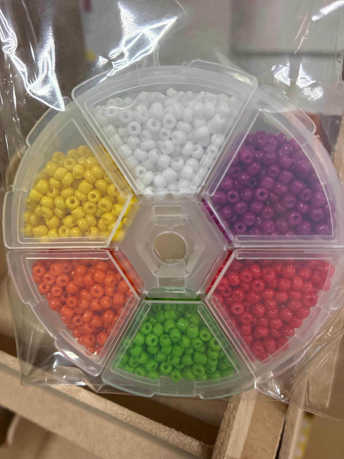 Bead 6 pockets box