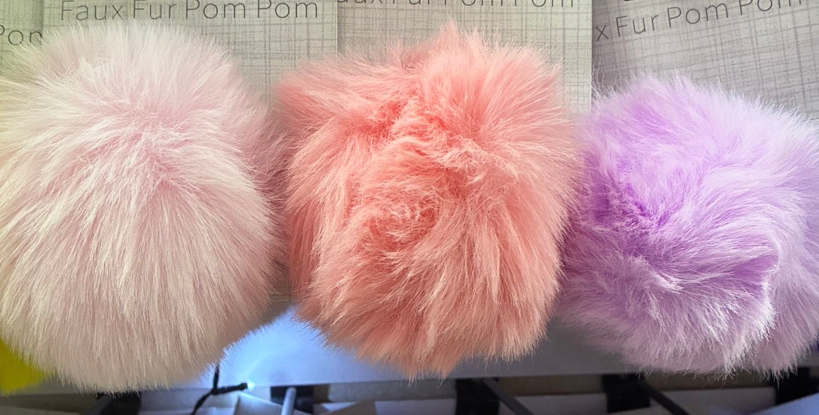 Fluffy Pom Pom Faux with ribbon