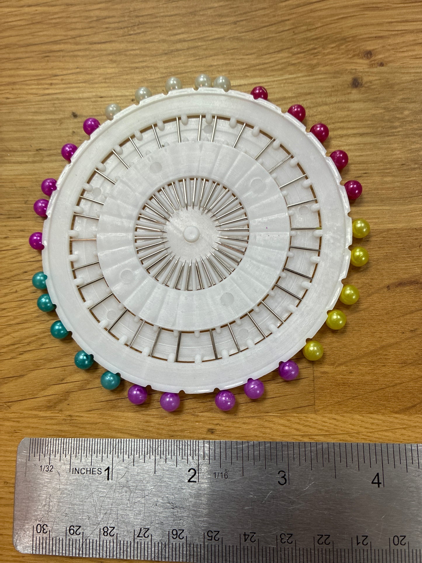 Sewing Accessories /box/container/sewing needle/pins/snips