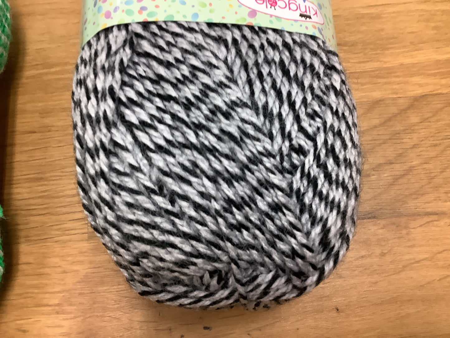 Pricewise Twirly dk 100g