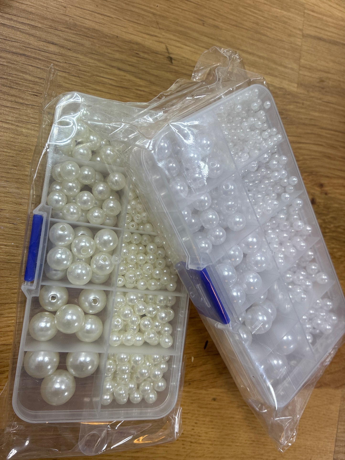 Beads set/kit/box/pouch/bag