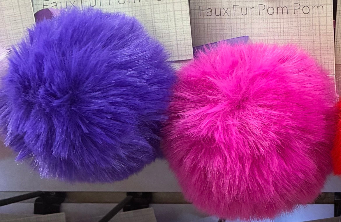 Fluffy Pom Pom Faux with ribbon
