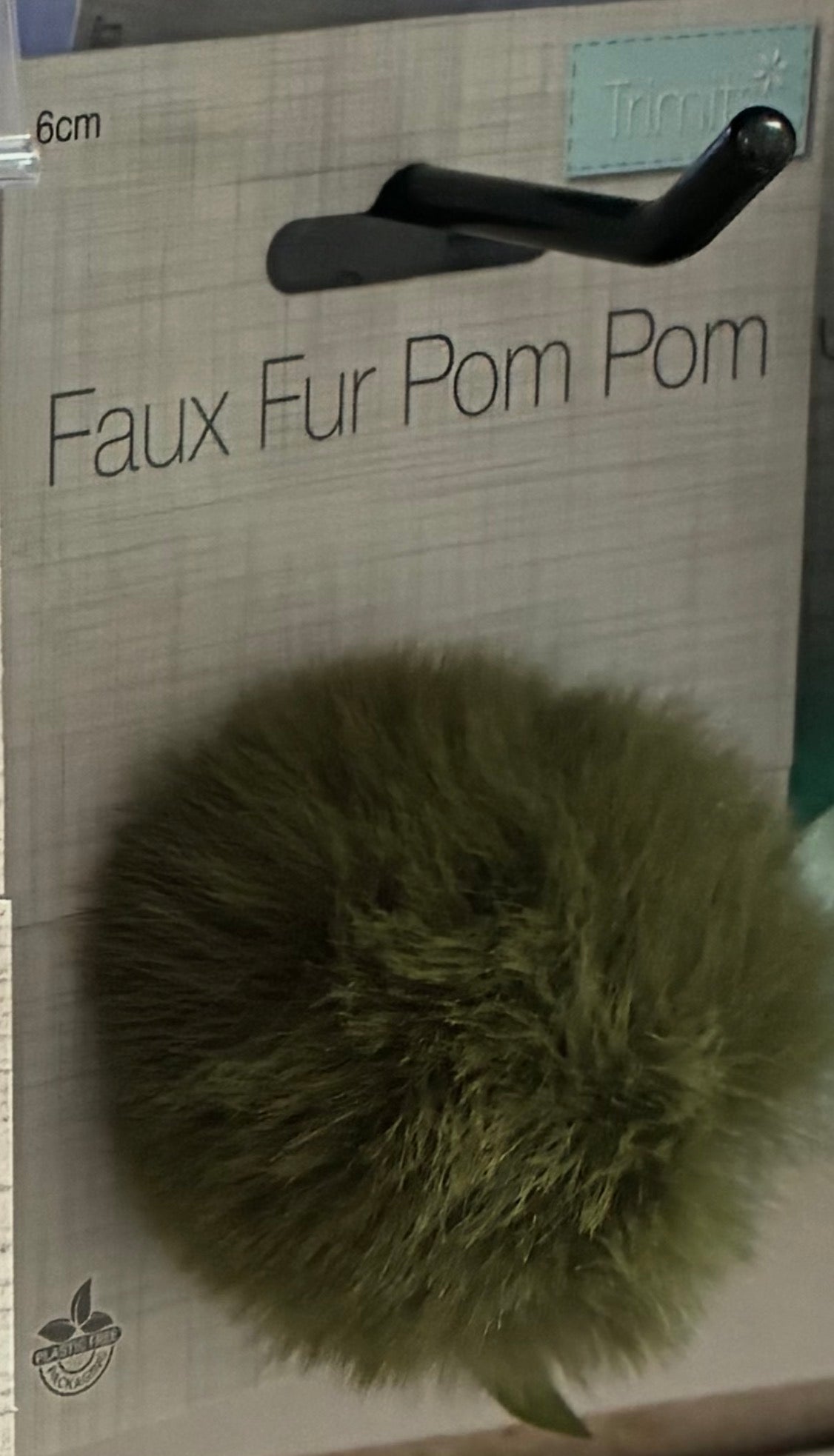 Fluffy Pom Pom Faux with ribbon