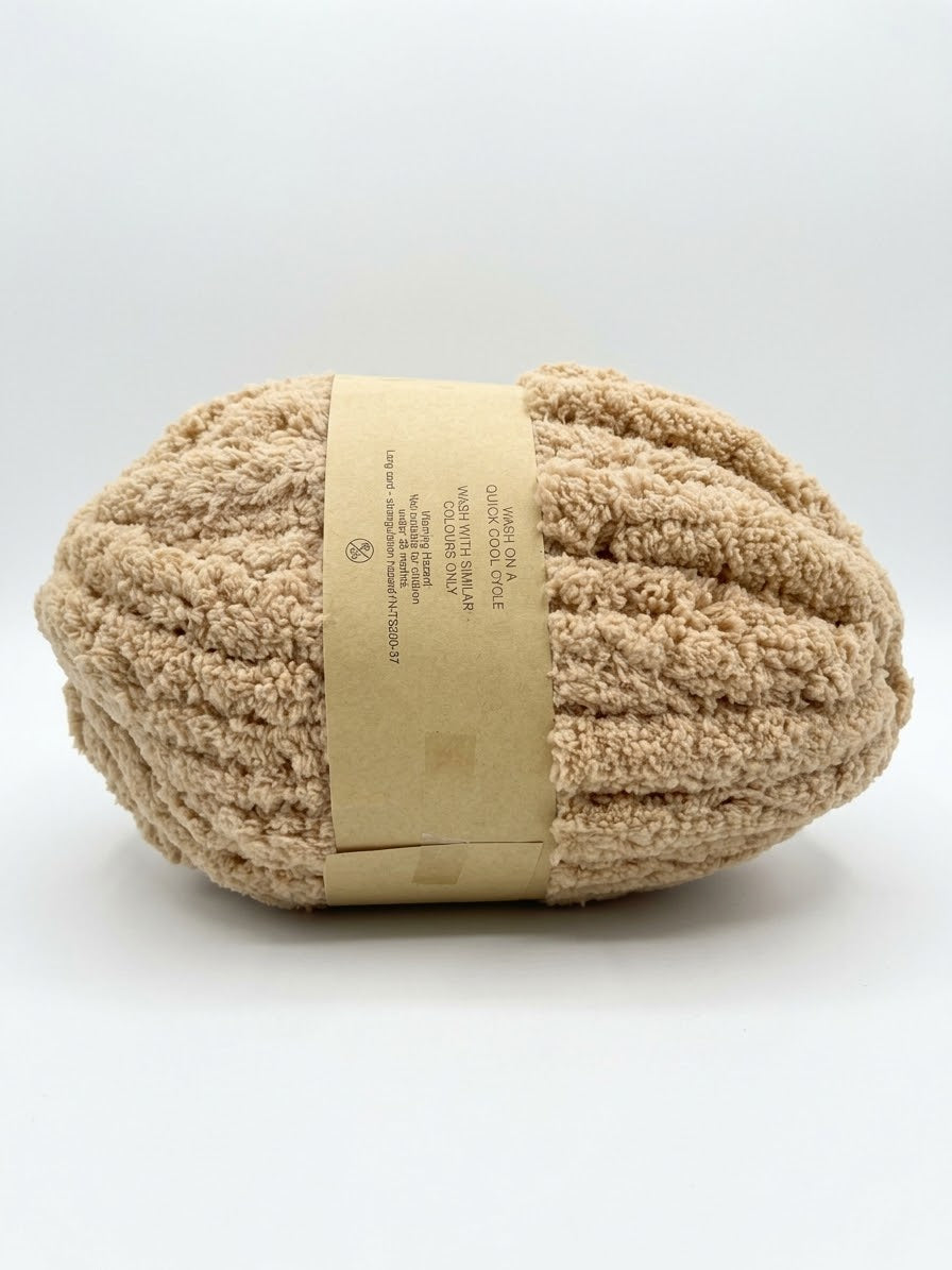 Jumbo Fluffy -Finger Yarn 250g Ball